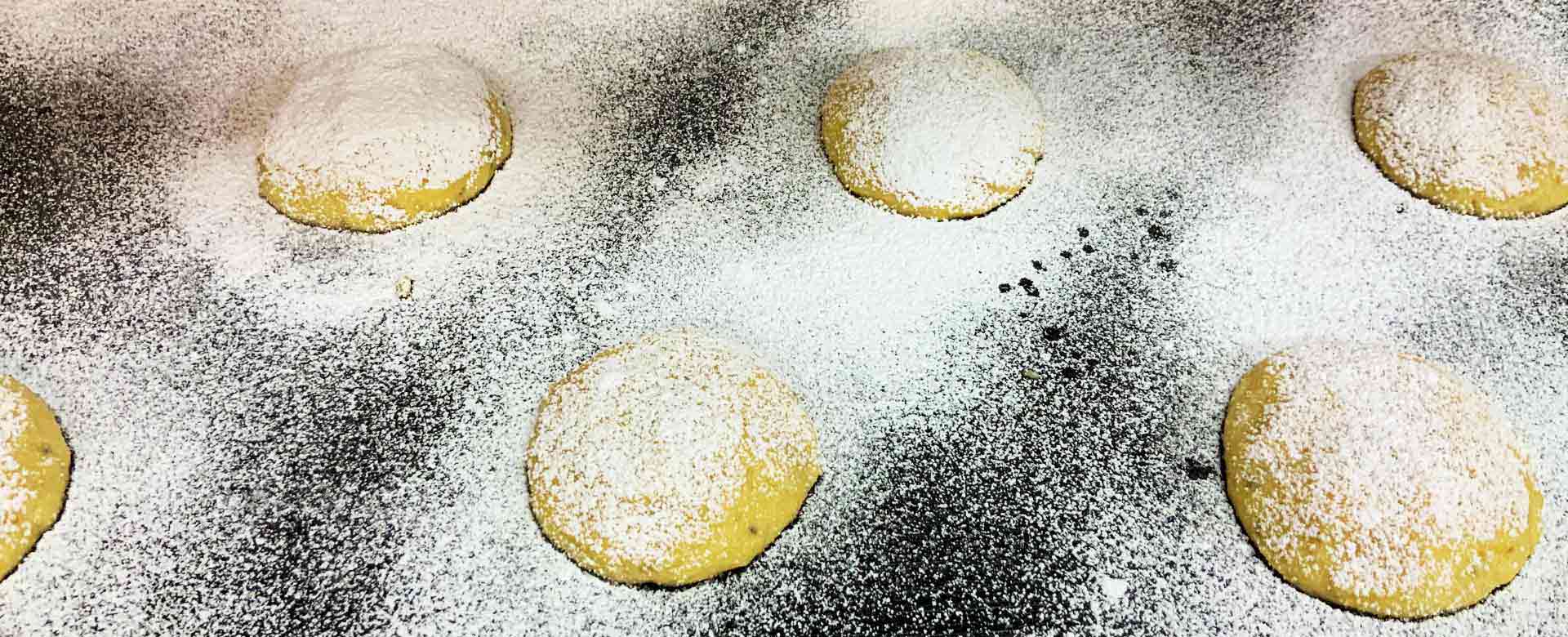 Impasto del pan de mej preparato dalla pasticceria Ranieri di Milano