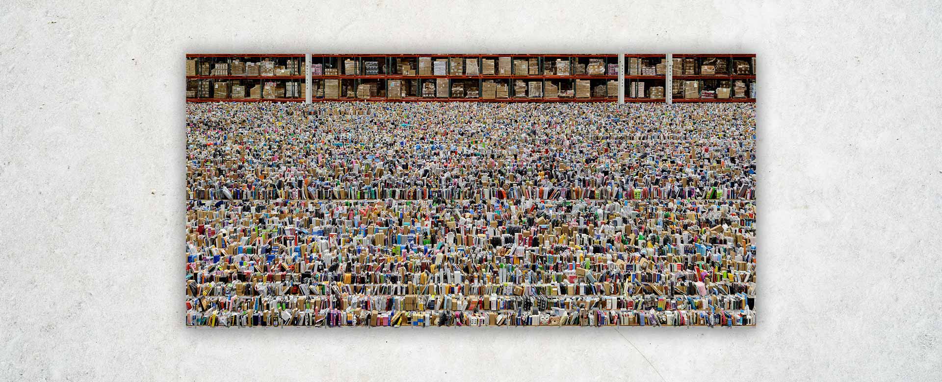 Andreas Gursky, Amazon , 2016 © ANDREAS GURSKY, by SIAE 2023 Courtesy: Sprüth Magers
