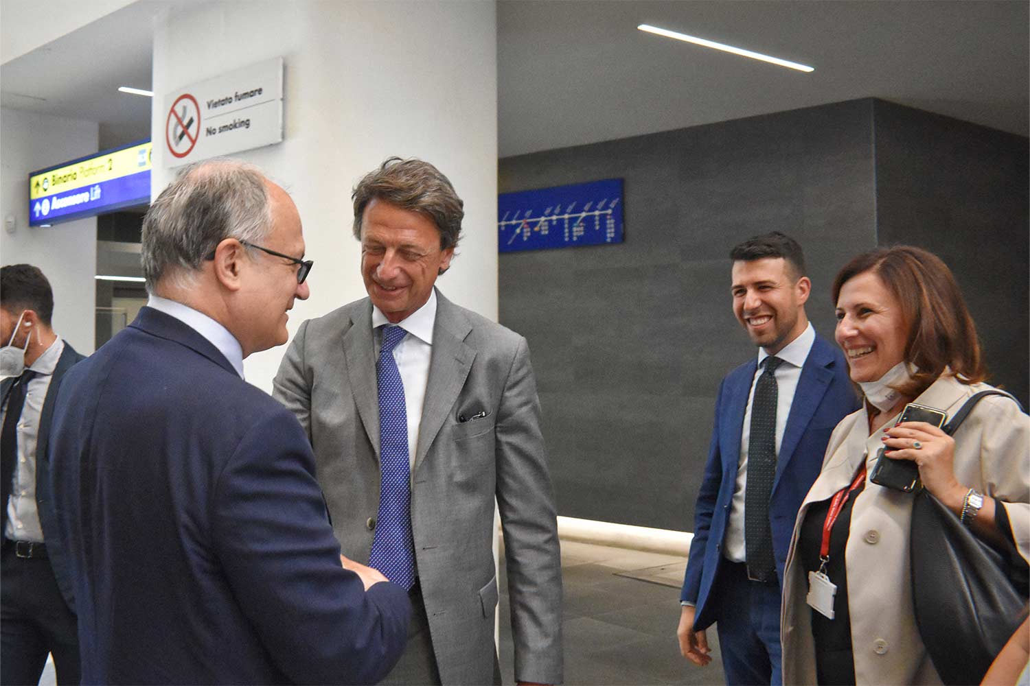 Il sindaco di Roma Roberto Gualtieri in visita alla stazione Villa Clara di Roma