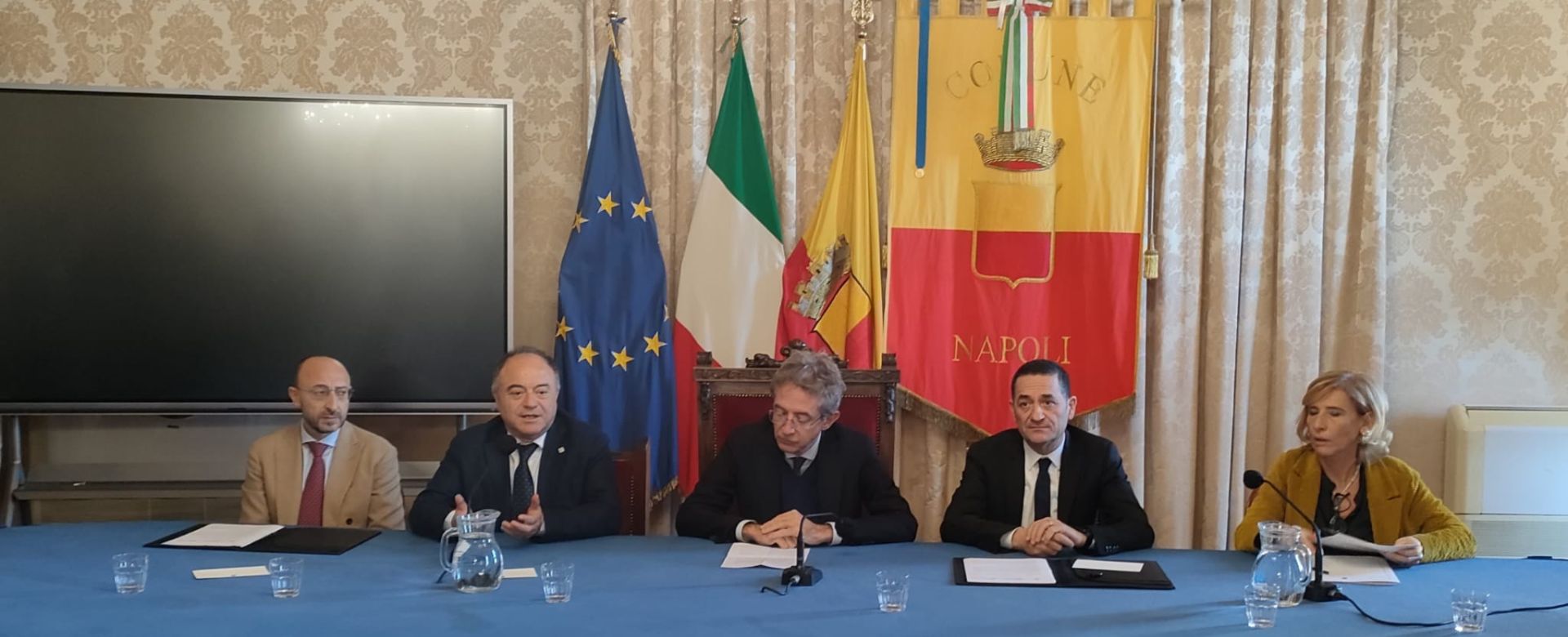 Firma protocollo d'intesa tra Comune di Napoli, FS Italiane e FS Sistemi Urbani 