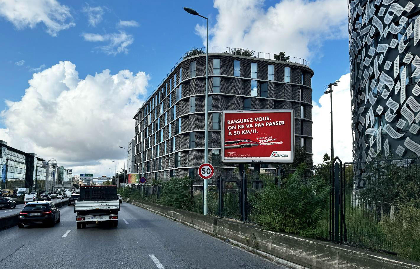 slogan trenitalia france, parigi 